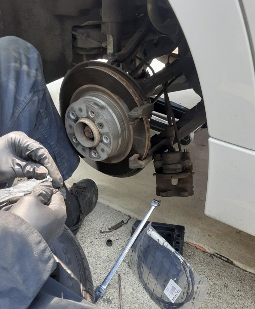 Battery and electrical work by a Santa Rosa mobile mechanic